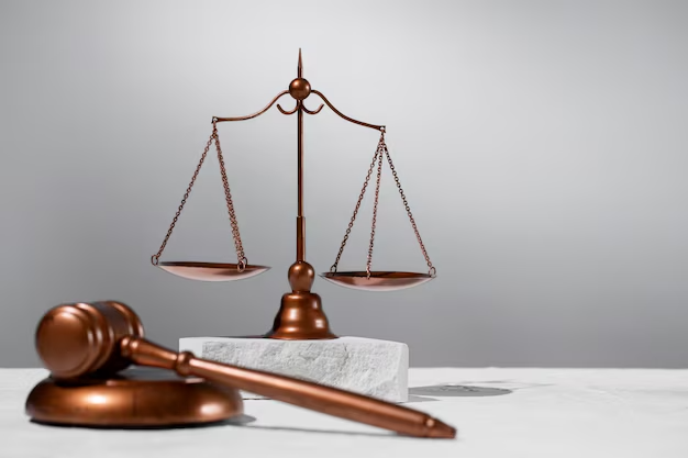 Comprar Diploma de Direito: Defenda o Futuro com Justiça e Conhecimento
